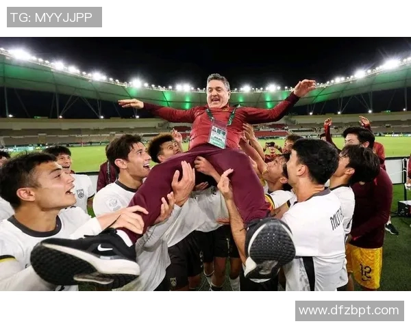 拜仁慕尼黑与塔格雷斯的巅峰对决展现足球魅力与激情的完美结合